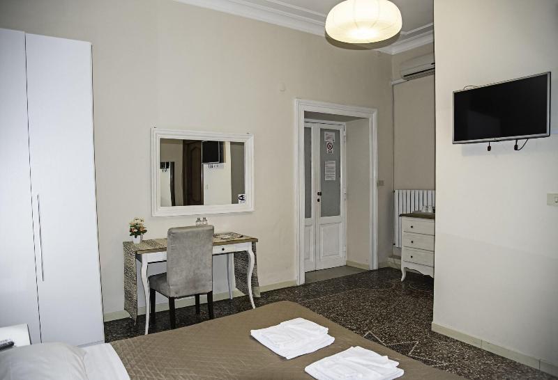 Baldassini Suites Рим Екстериор снимка