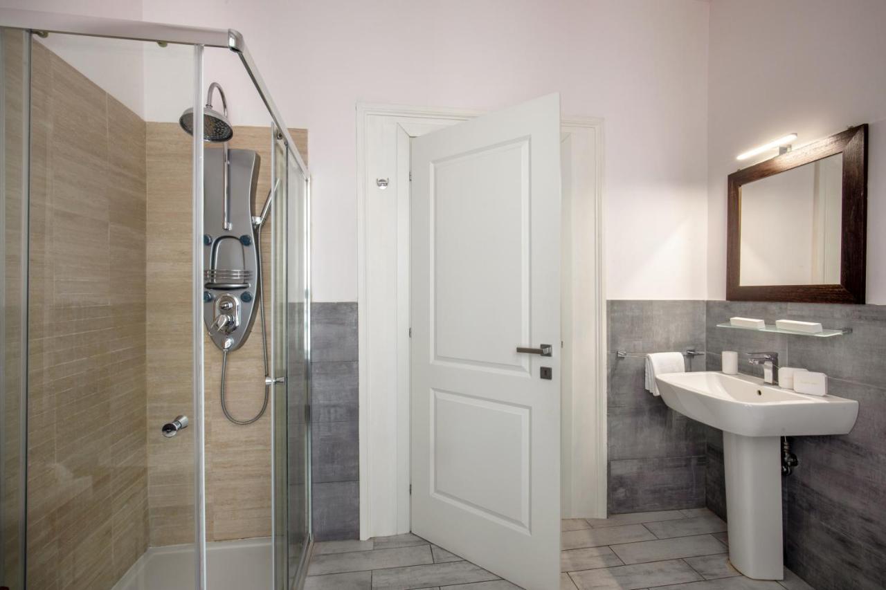 Baldassini Suites Рим Екстериор снимка