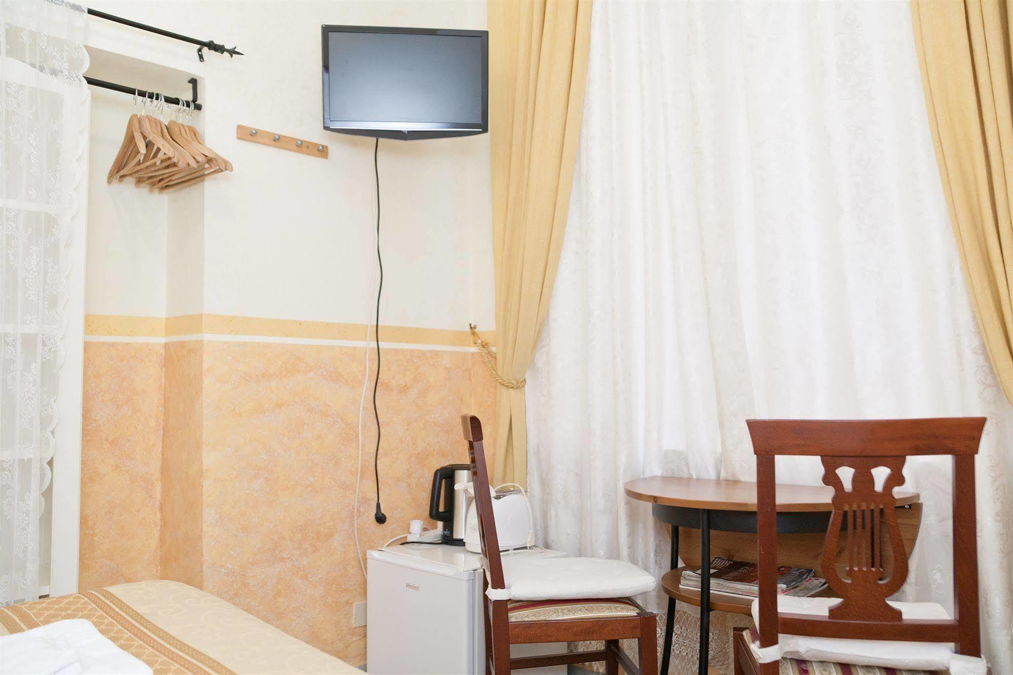 Baldassini Suites Рим Екстериор снимка