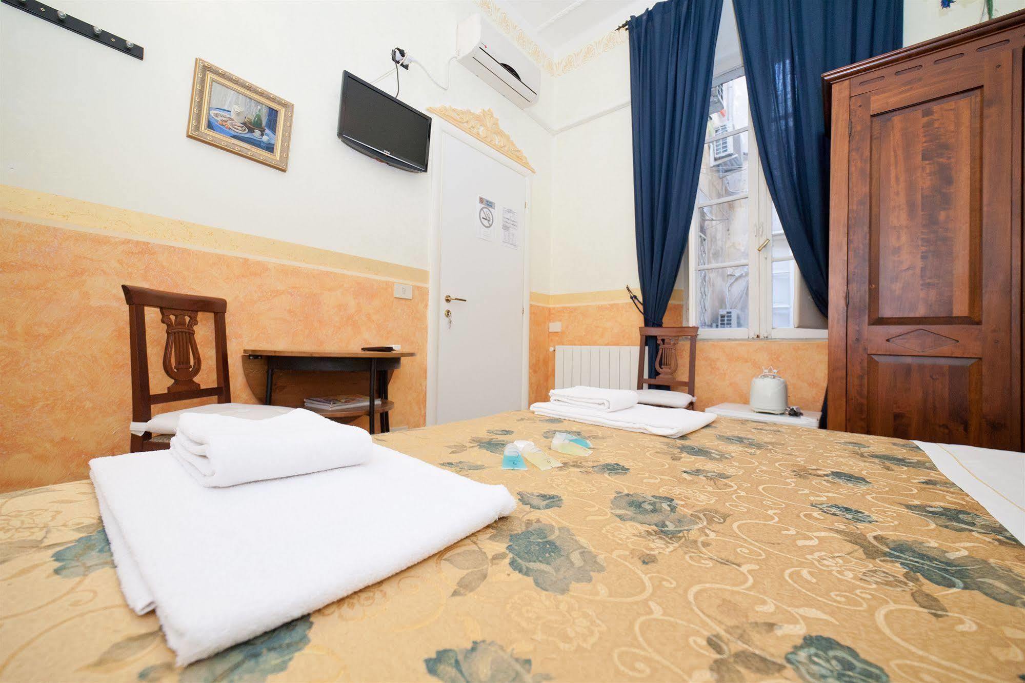 Baldassini Suites Рим Екстериор снимка