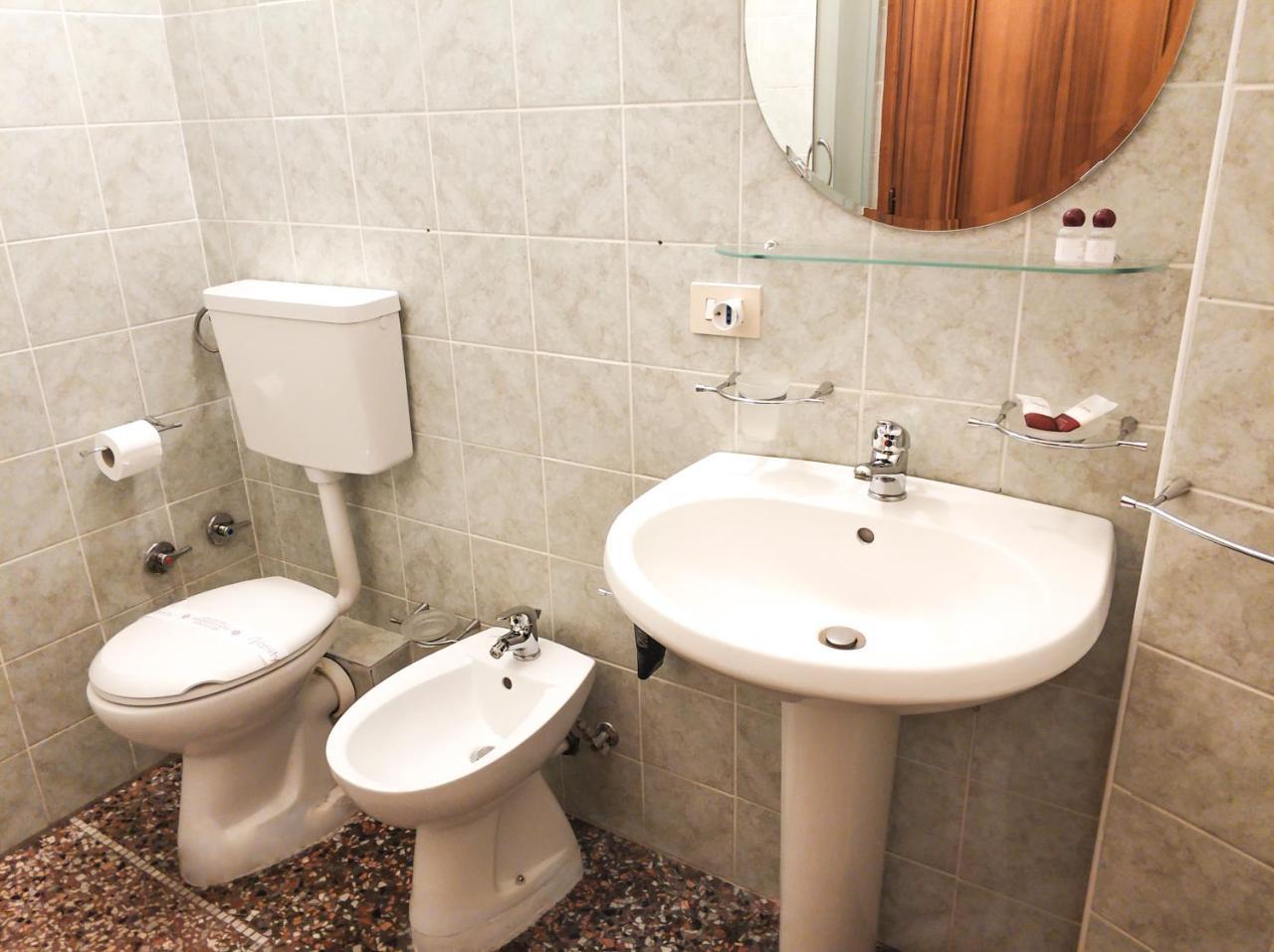 Baldassini Suites Рим Екстериор снимка