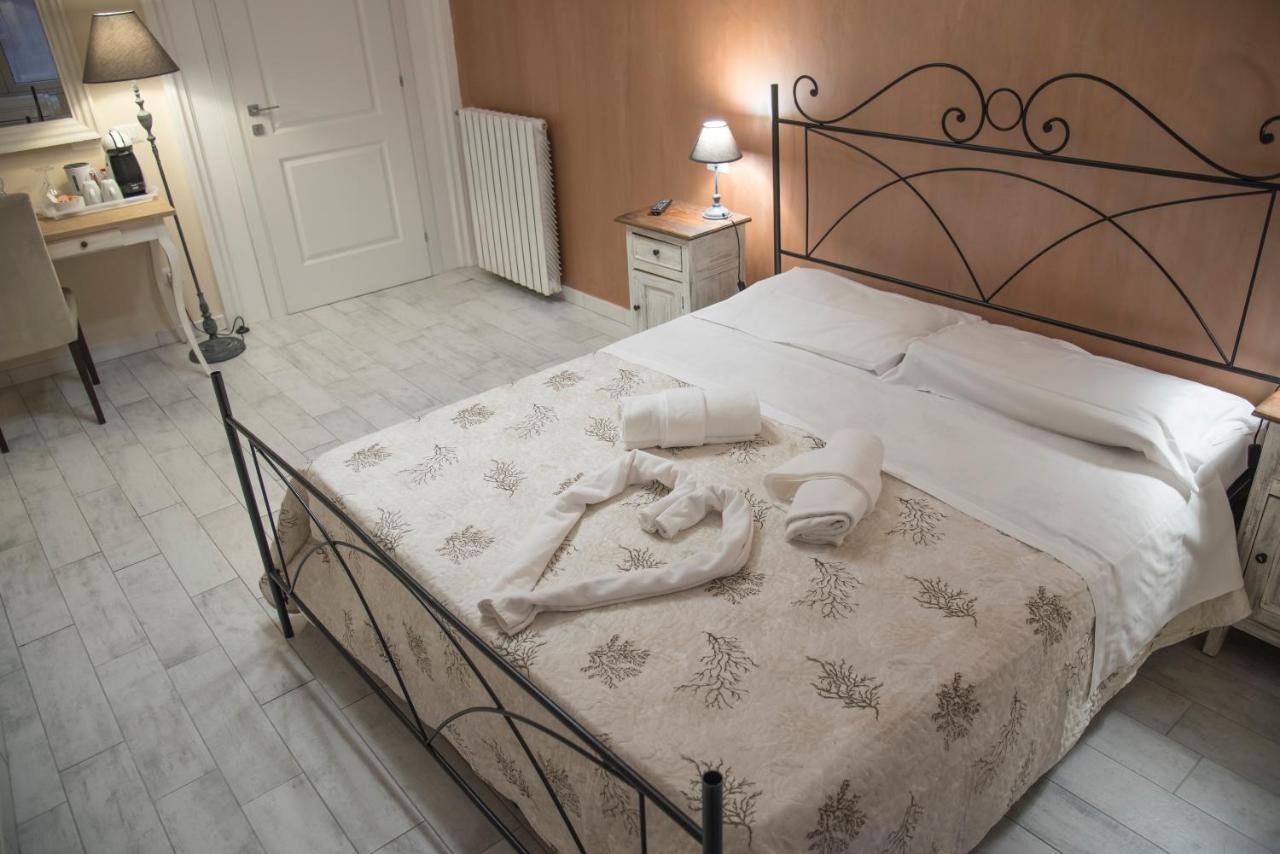 Baldassini Suites Рим Екстериор снимка