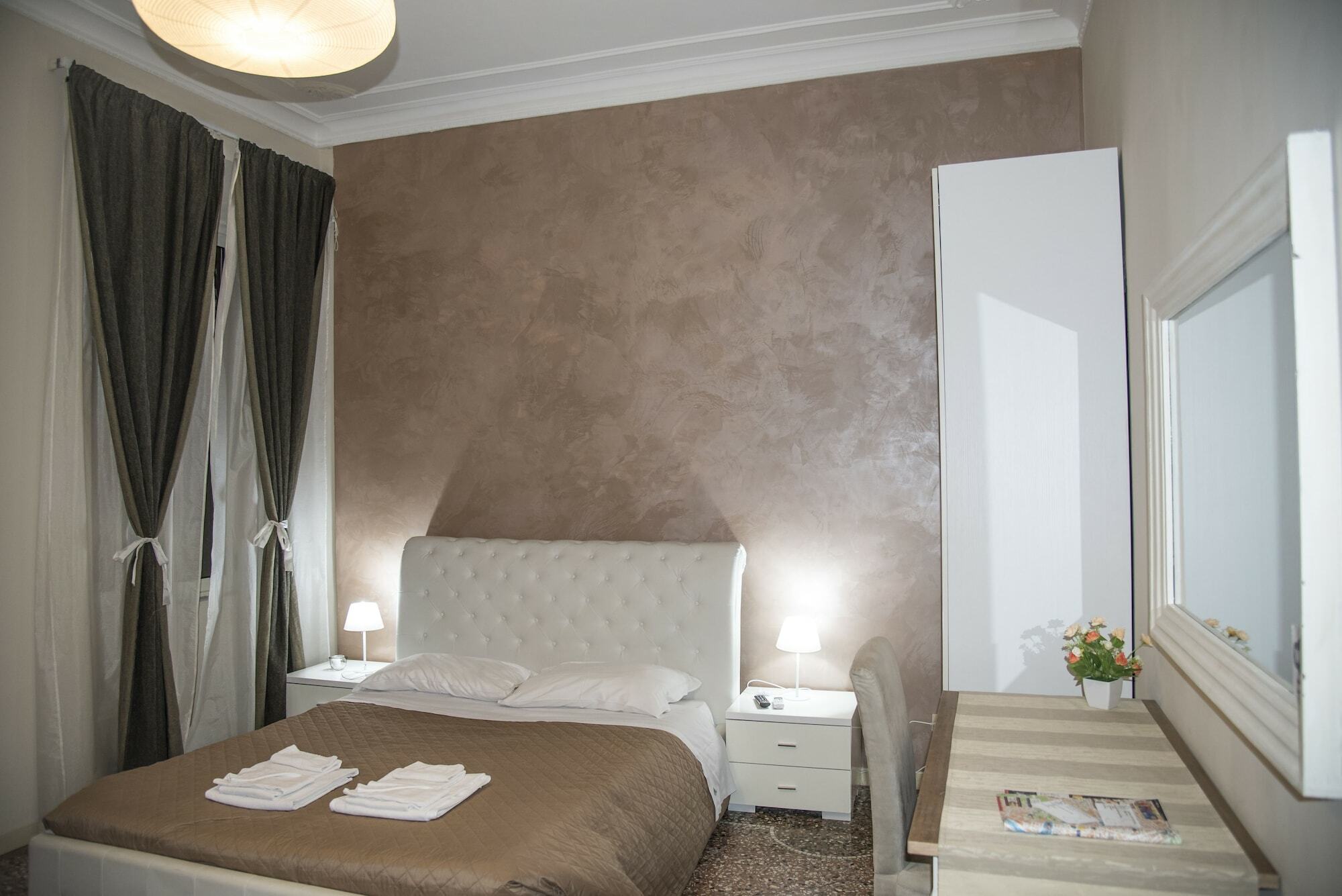 Baldassini Suites Рим Екстериор снимка